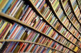 Round bookshelf